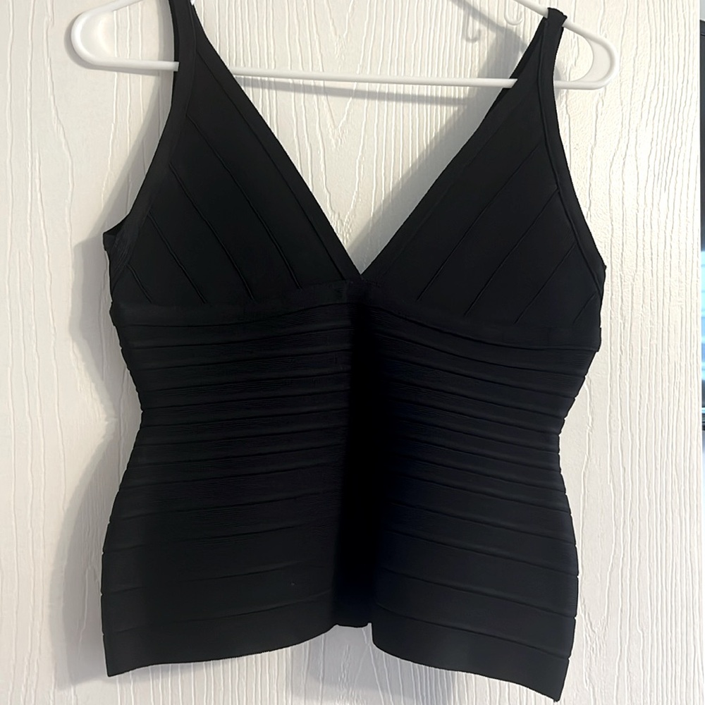 NEW HERVE LEGER Plunge Neckline Sleeveless Top